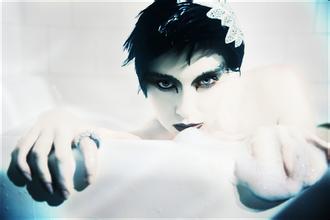 Ң�������������Ƶ��³쿣�����������վ���ص���ҵ��վҪ�������˸���ͷ��...